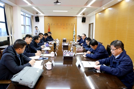 和田地区商务考察团来集团公司考察交流